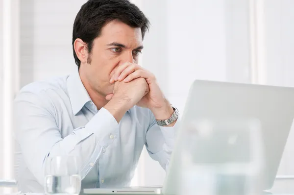 Desvantagens de ser dev freelancer vale a pena